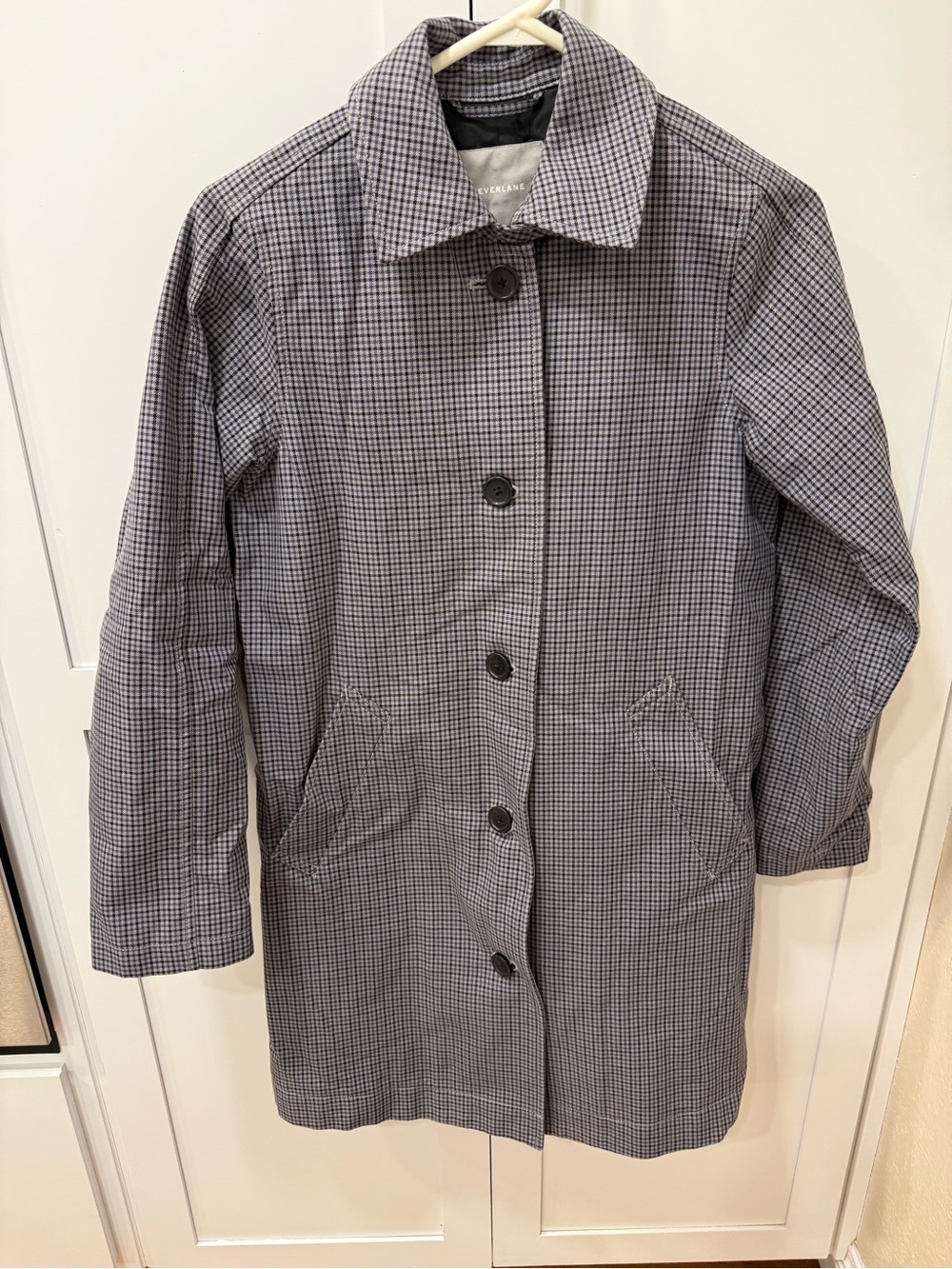 Classic Checked Women's rain Coat - Gray/Black